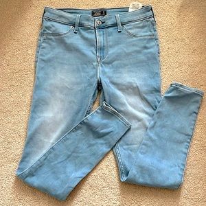 Abercrombie & Fitch Harper Low Rise Jeggings Size 27/4